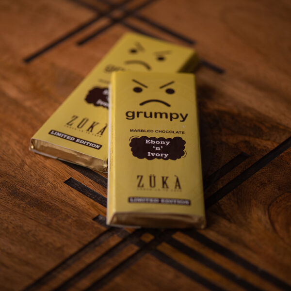 THE GRUMPY CHOCOLATE BAR EBONY & IVORY MARBLED CHOCOLATE BAR