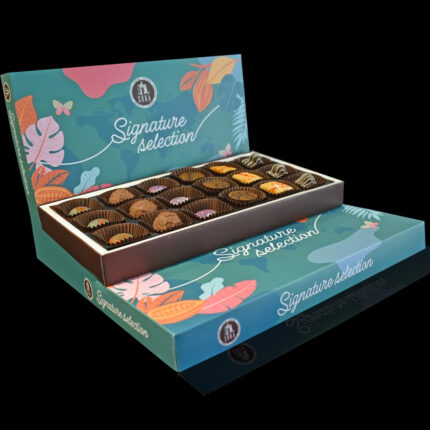 SIGNATURE SELECTION BOX OF 18 CHOCOLATES